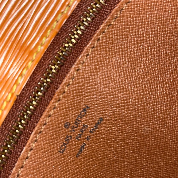 Authentic Louis Vuitton Golden Sellier Dragonne France February 1995 
MI0925 - Picture 4 of 13